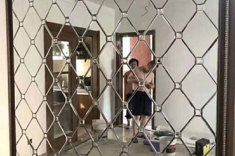 Buy custom glass mirror tiles online perfect for backsplashes (6)