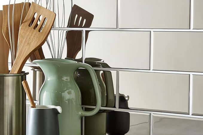 Custom glass mirror tiles for stunning bathroom walls (2)