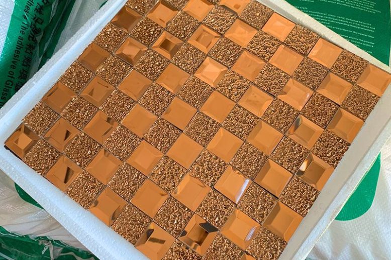 Custom glass mosaic tiles for contemporary interiors (1)