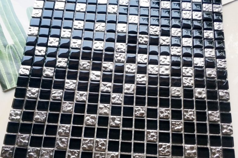 Custom glass mosaic tiles for elegant shower walls (2)