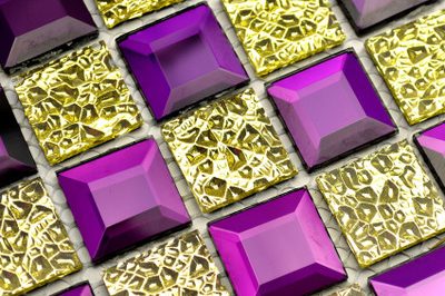 Custom glass mosaic tiles for luxurious bathrooms (7)