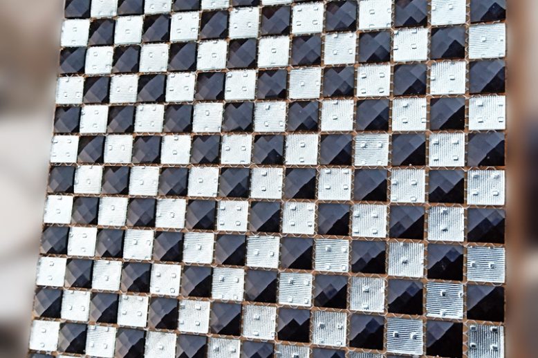 Transform any space with custom glass mosaic tiles (6)