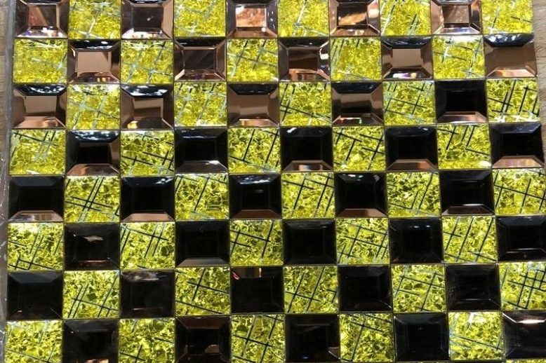 Wholesale glass mosaic tiles for outdoor designs (5)